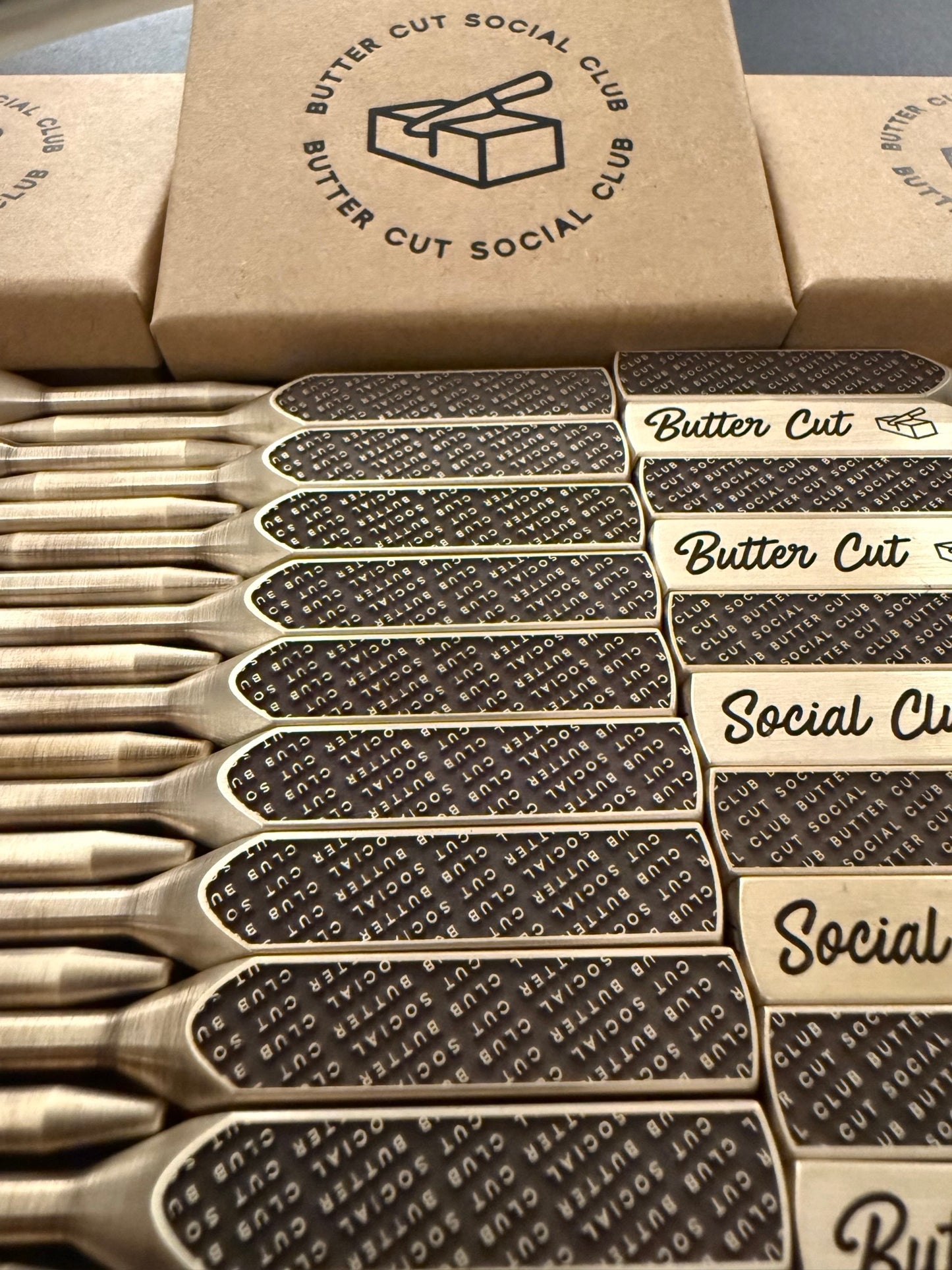Butter Cut Social Club - Single Prong Divot Tool